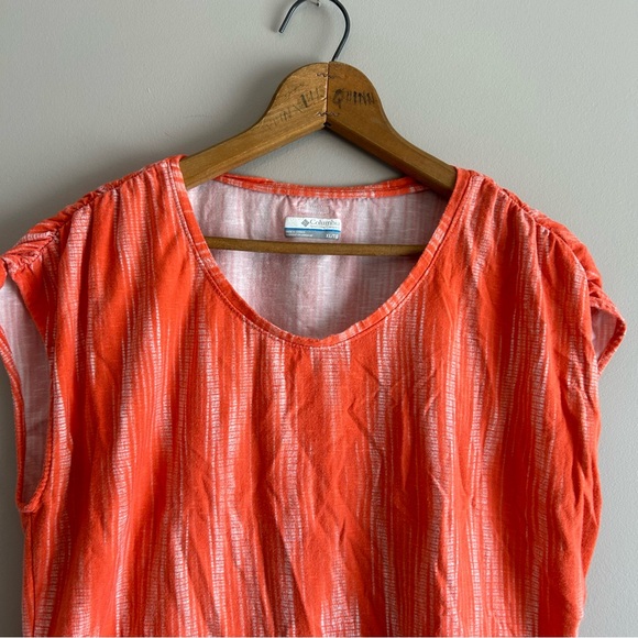 Columbia Shirt in the perfect summer colours or orange with white detailing - Picture 9 of 15